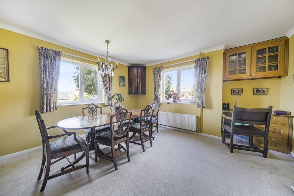 Property photo 3 of 30