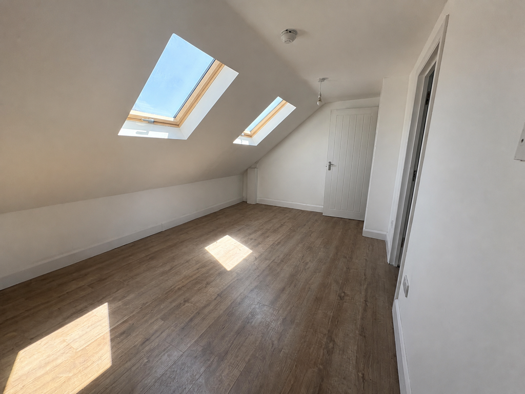 Property photo 3 of 5 Fde676Ad-074F-40ee-9344-9666584Ffd87