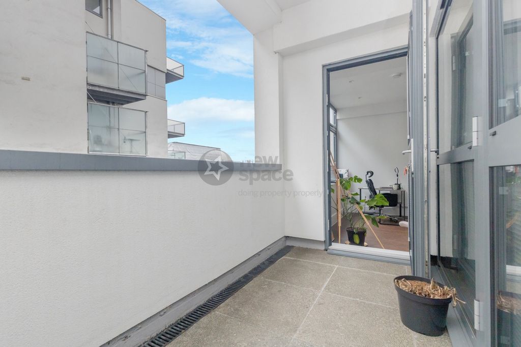 Property photo 3 of 12 Photo 3