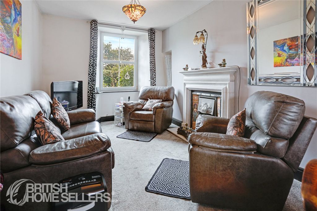 Property photo 3 of 14 Picture No. 07