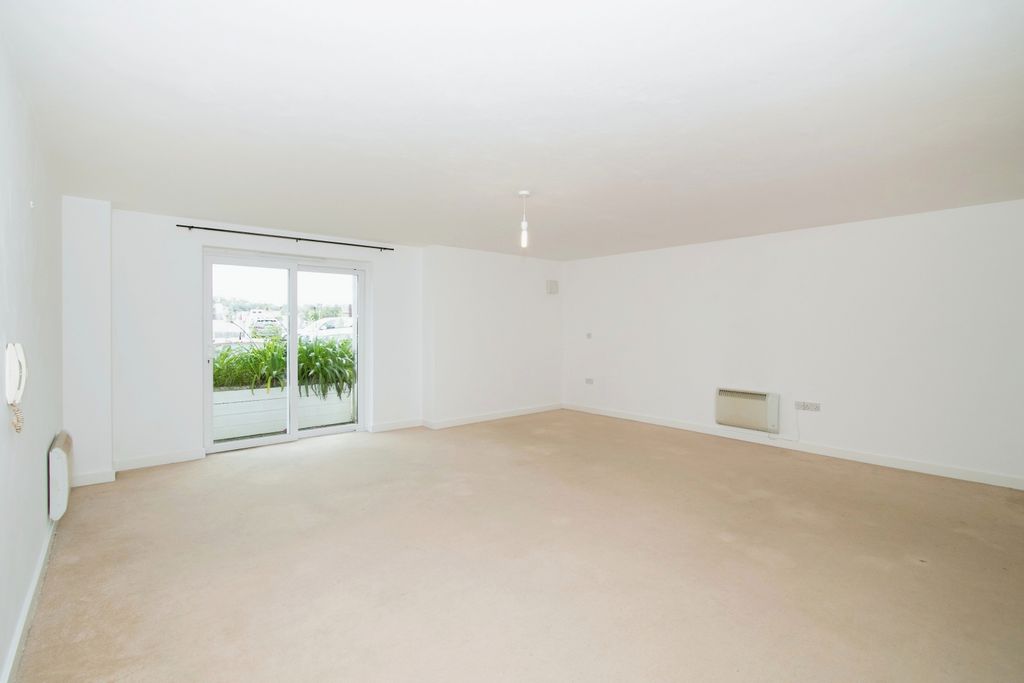 Additional image 10 of 1 bed flat for saleCollege Hill, Penryn, Cornwall TR10