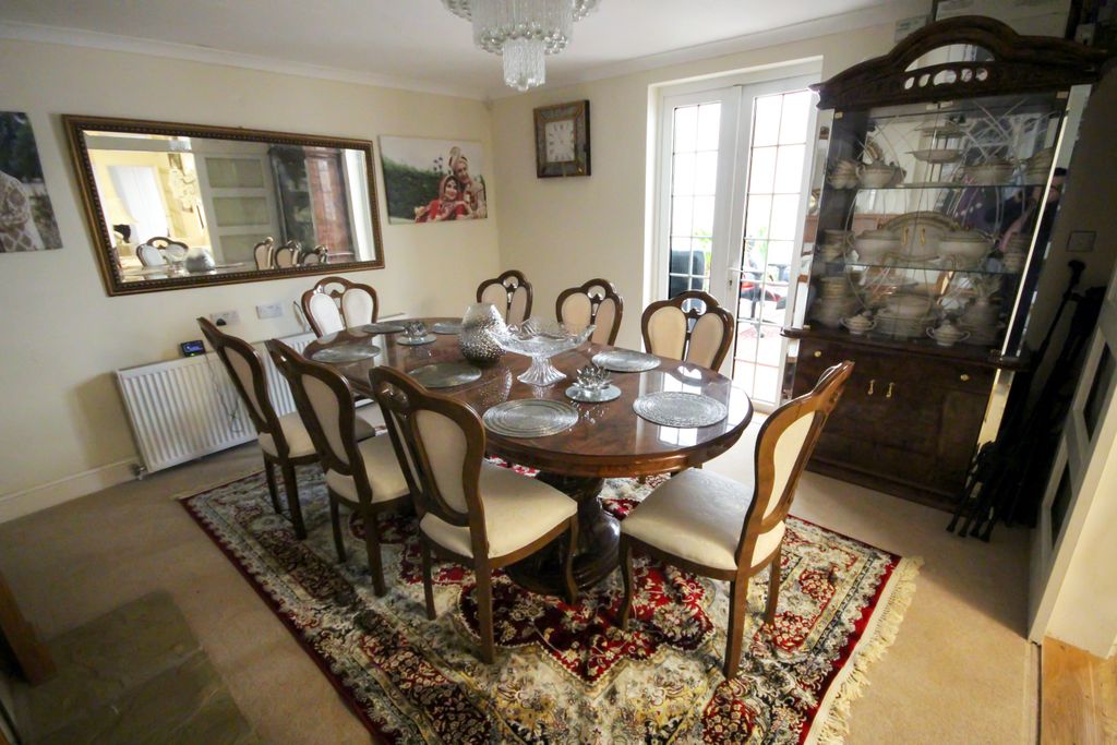 Property photo 3 of 18 Img_9469