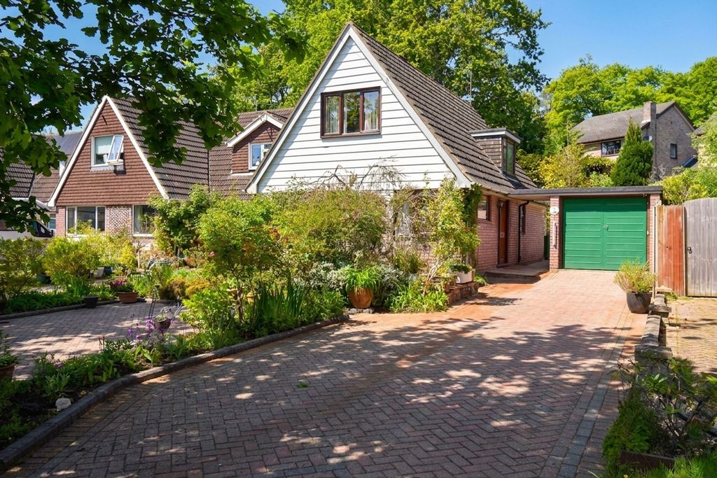 Property photo 1 of 17