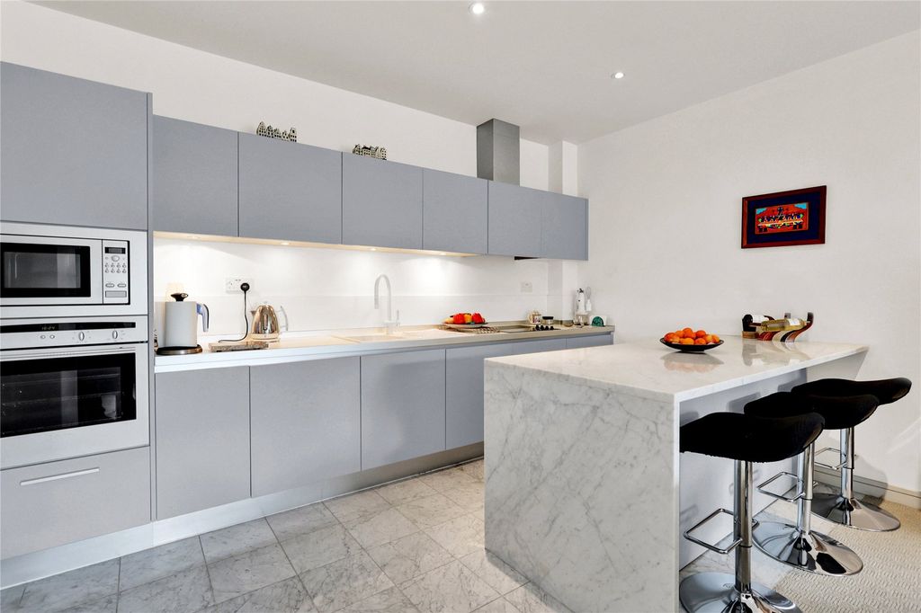 Property photo 1 of 12 Picture No. 11