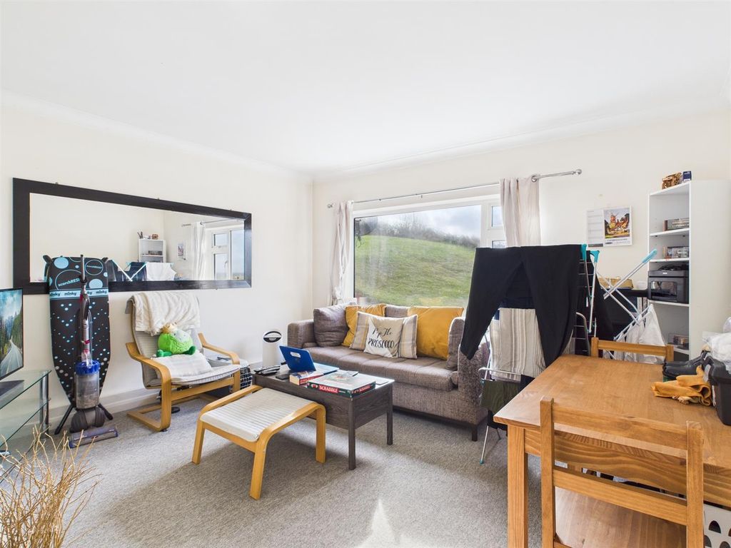 Property photo 2 of 11 Reception Room