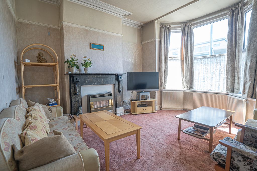 Property photo 2 of 19 20260408-Dsc0894820260408