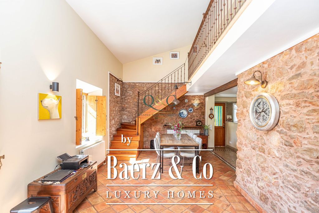 Property photo 3 of 35