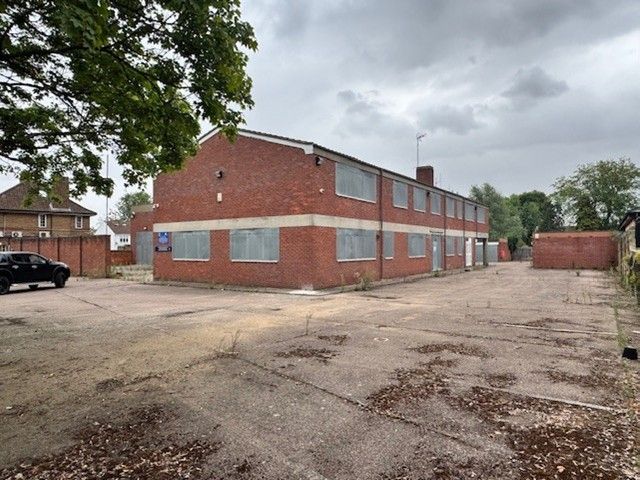 Property photo 3 of 4