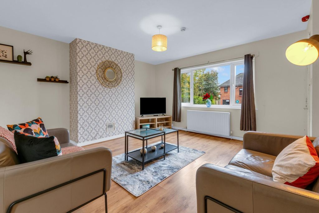 Property photo 3 of 15 Property Photo