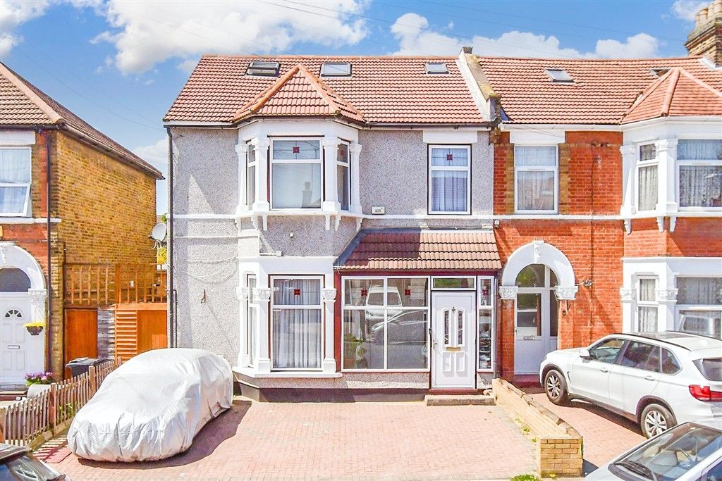 Property photo 2 of 18 External (Web) B