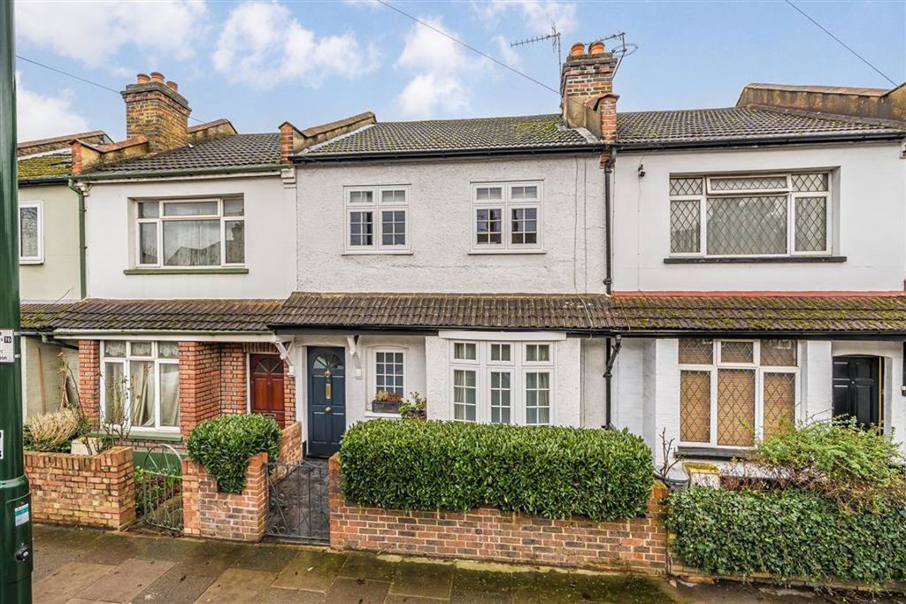 Property photo 1 of 8