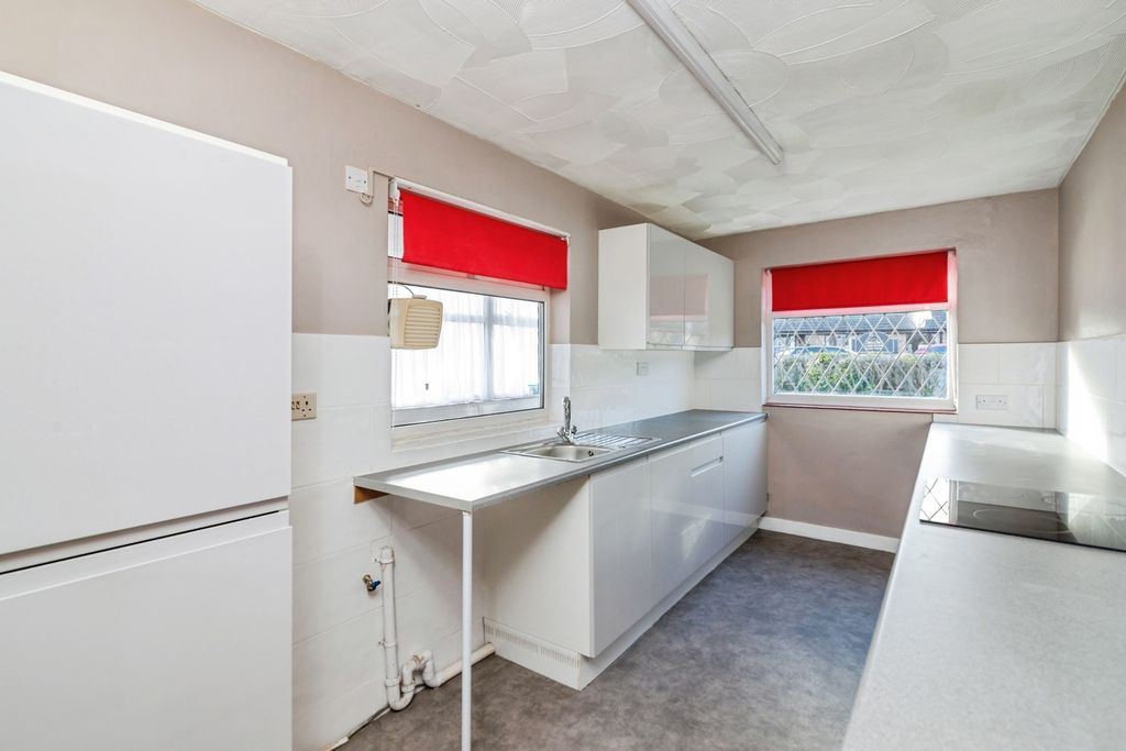 Property photo 3 of 17 Pbox-Img.Jpg