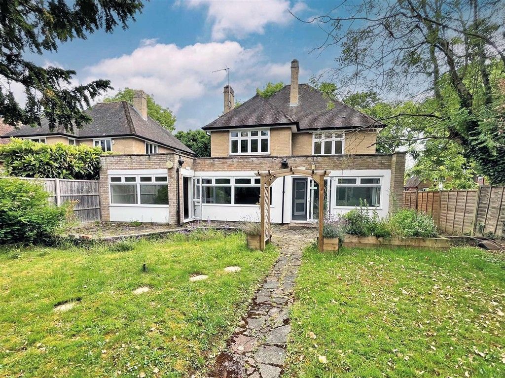 Property photo 2 of 6