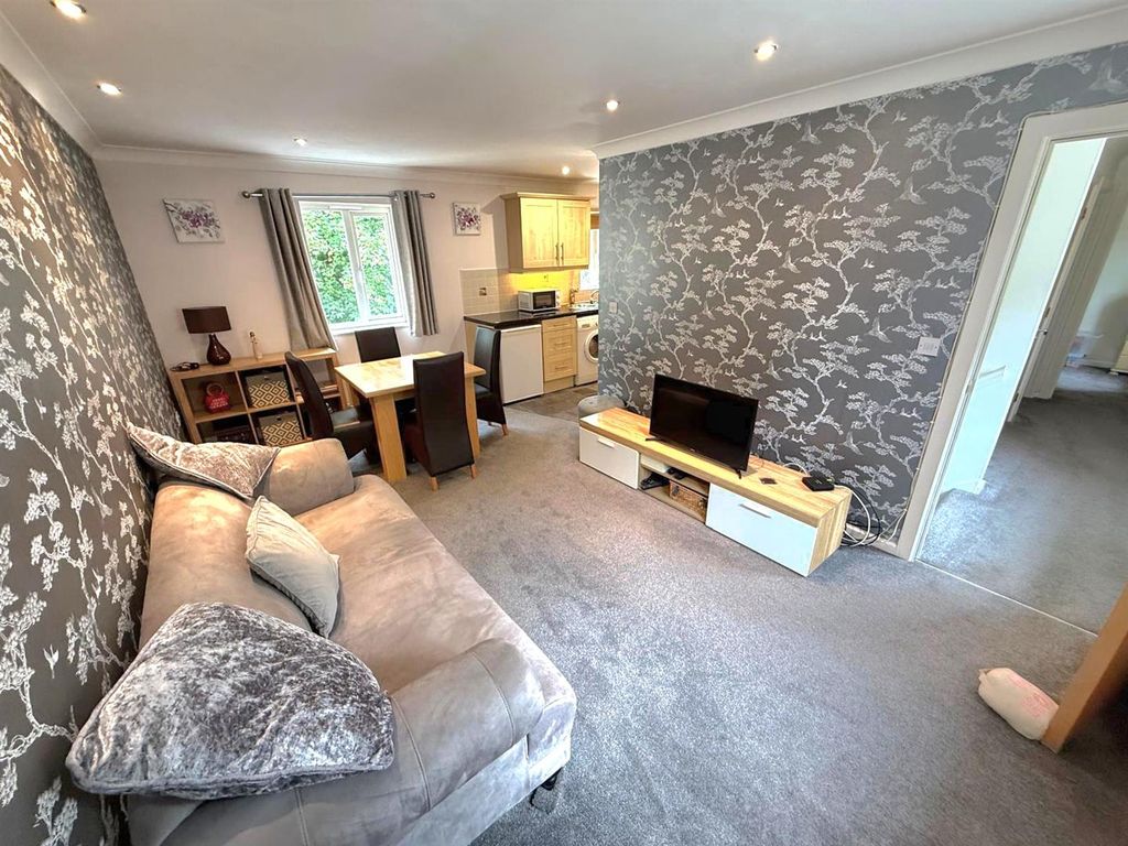 Property photo 2 of 12 Open Plan.Jpg
