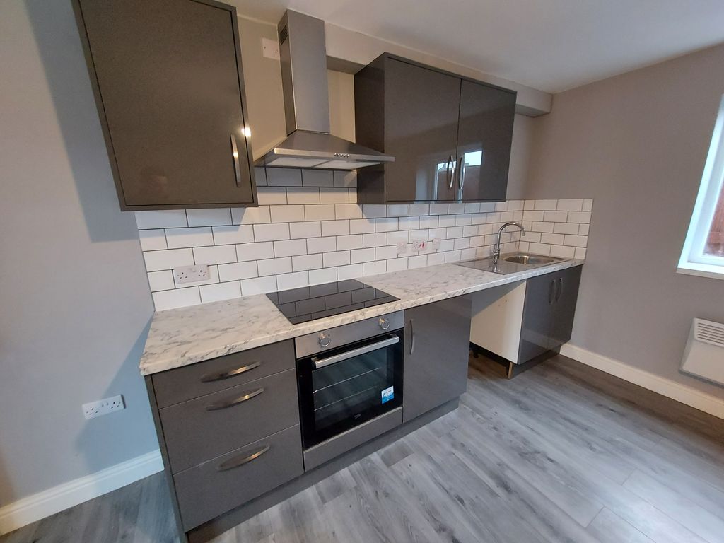 Property photo 2 of 4 Kitchen