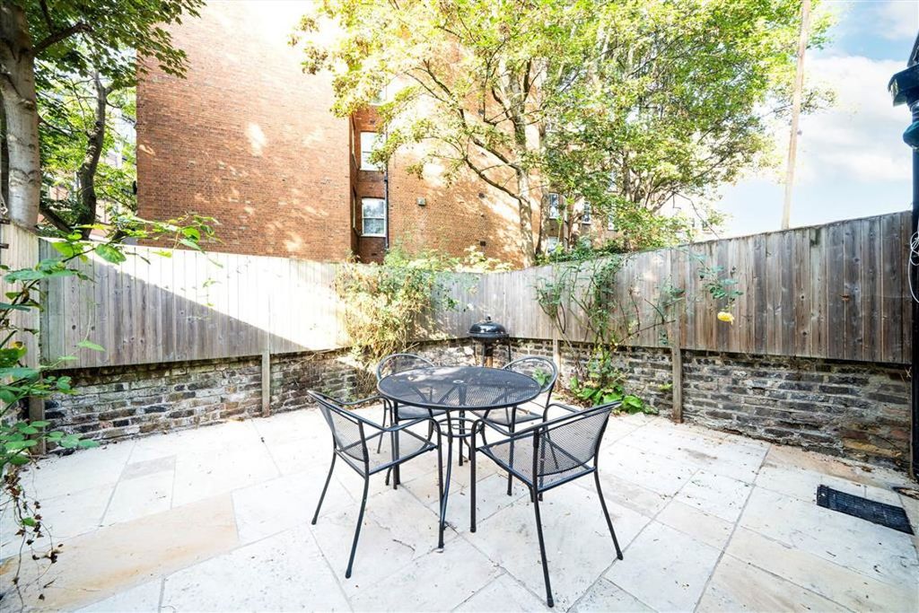 Property photo 3 of 7