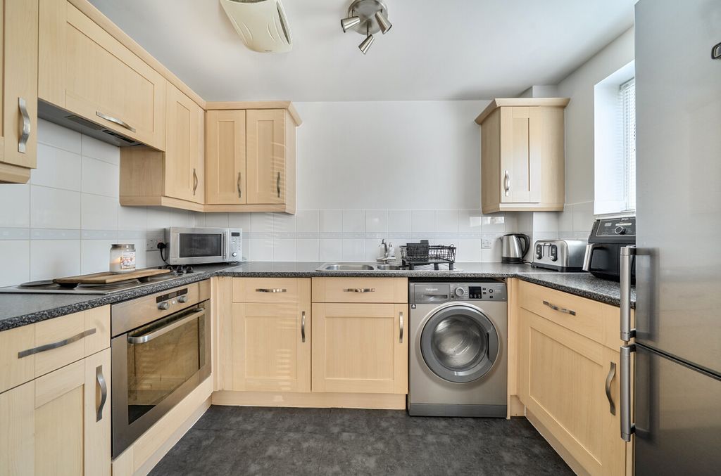Property photo 3 of 15 1499160-14-6A75F9...