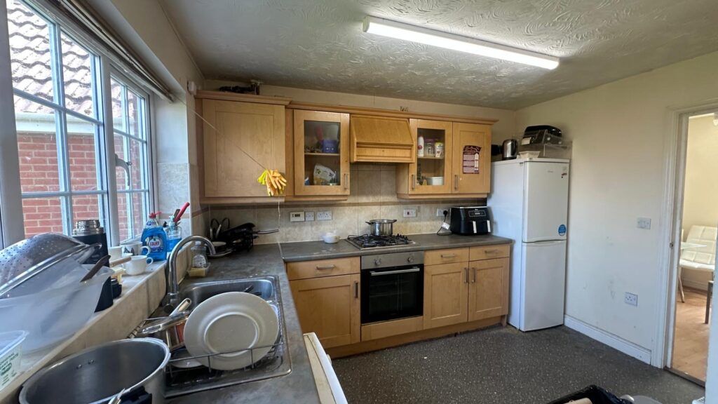Property photo 3 of 13