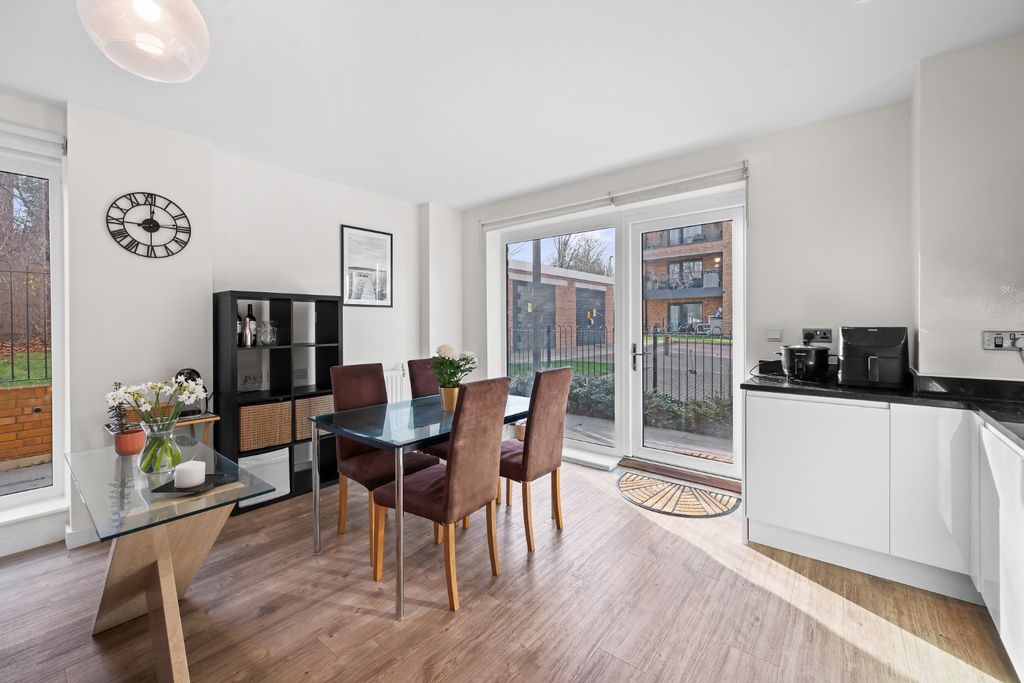 Property photo 3 of 23 3423203