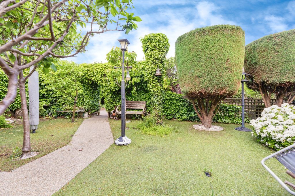 Property photo 2 of 24 2A8A0345