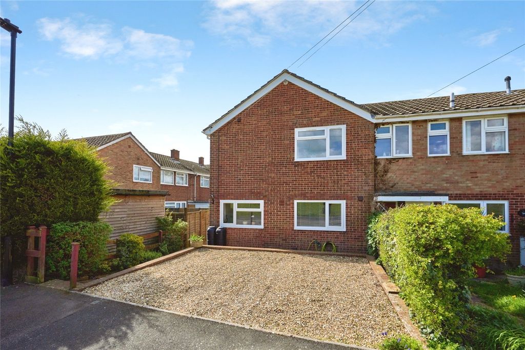 Property photo 2 of 16 Front