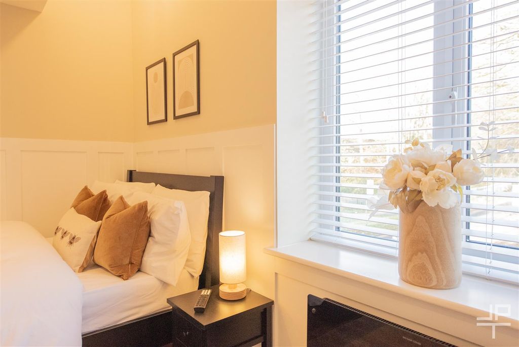 Property photo 1 of 13 R312.Jpg