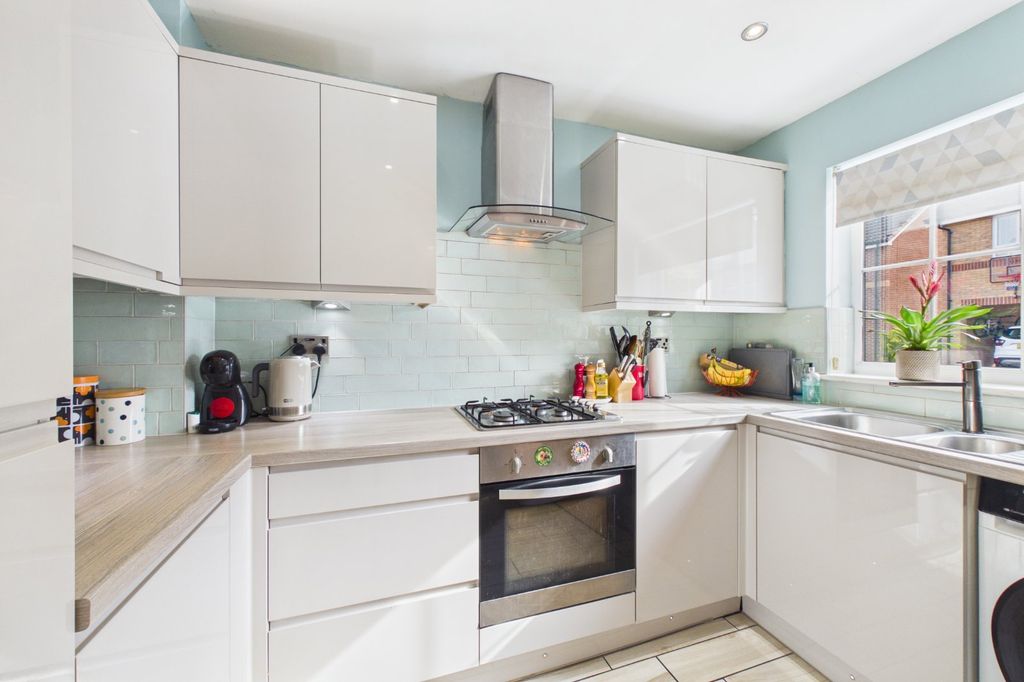 Property photo 2 of 11 Picture No. 06