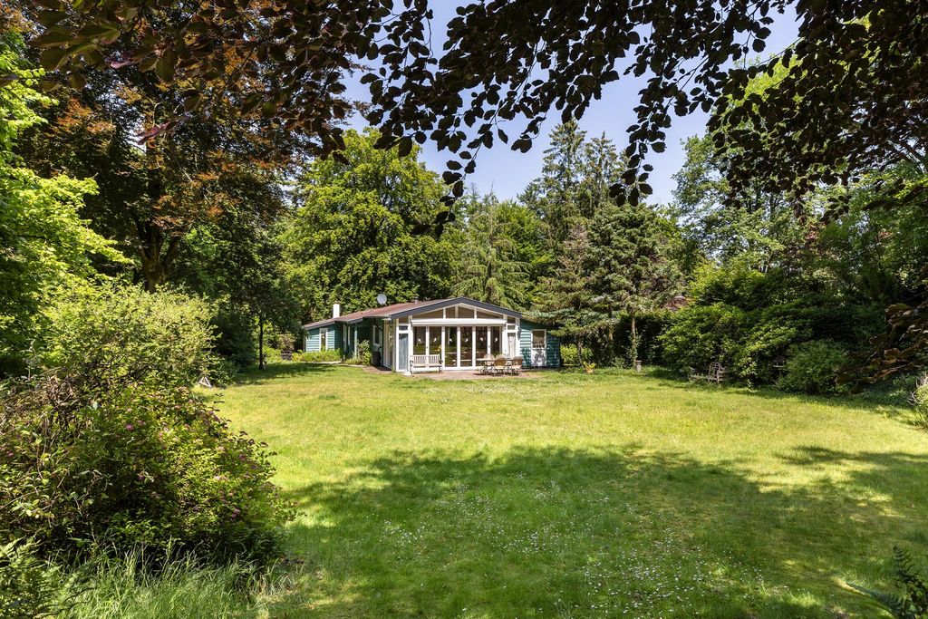 Property photo 3 of 27