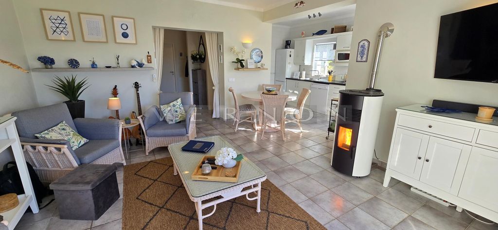 Property photo 2 of 30