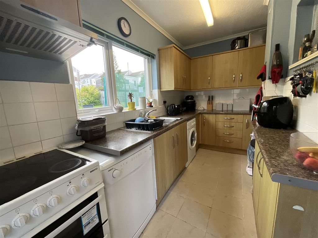 Property photo 3 of 20 Img_0015.Jpg