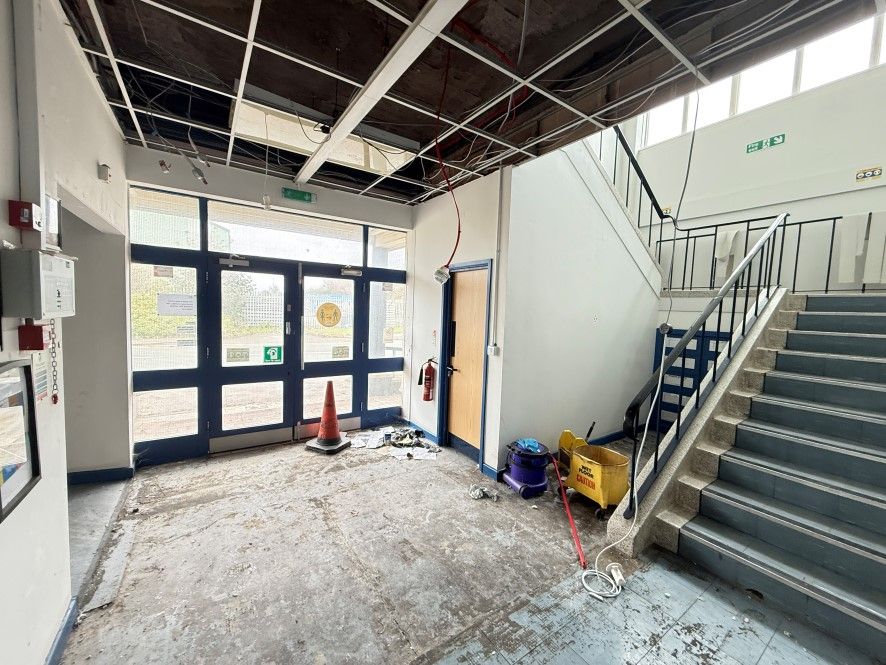 Property photo 2 of 18