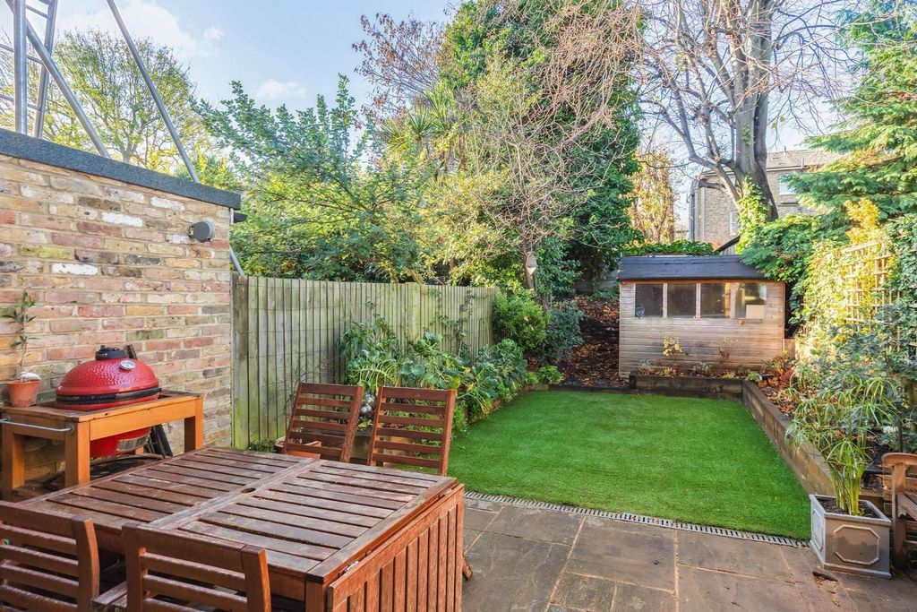 Property photo 3 of 15 4420934