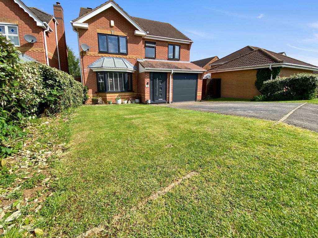 Property photo 1 of 18