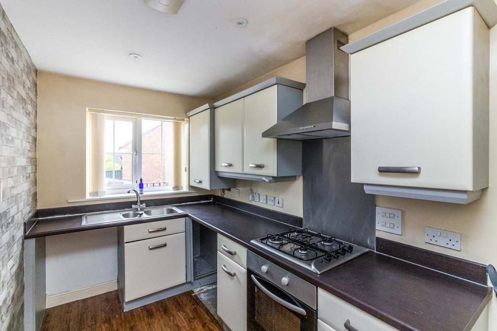 Property photo 3 of 8