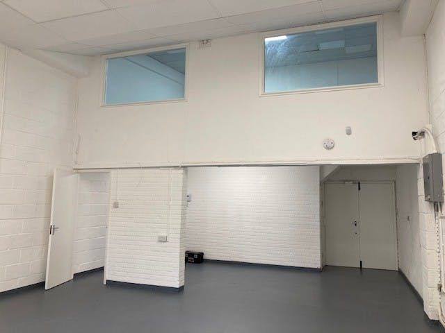 Property photo 2 of 6 Warehouse1.Jpg