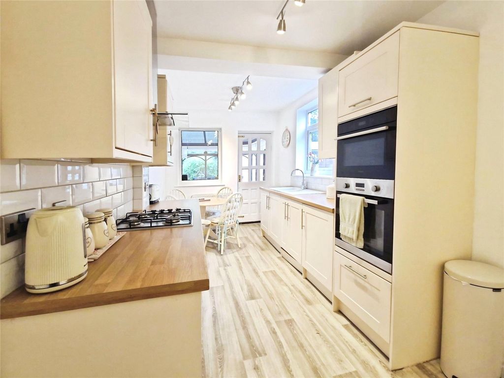 Property photo 3 of 20 Picture No. 06