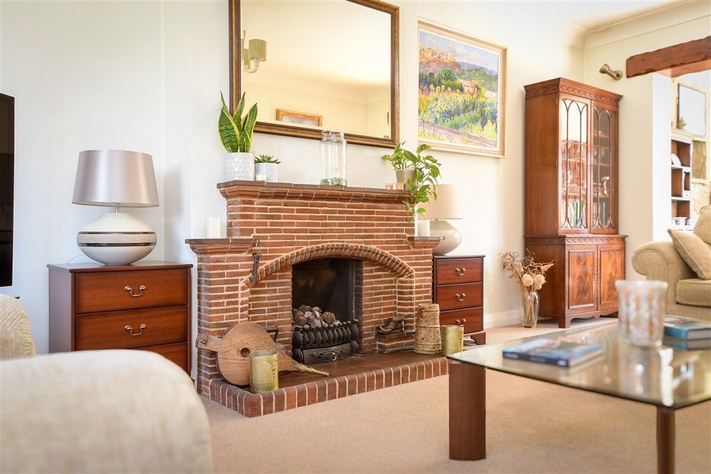 Property photo 1 of 20 Internal Feature