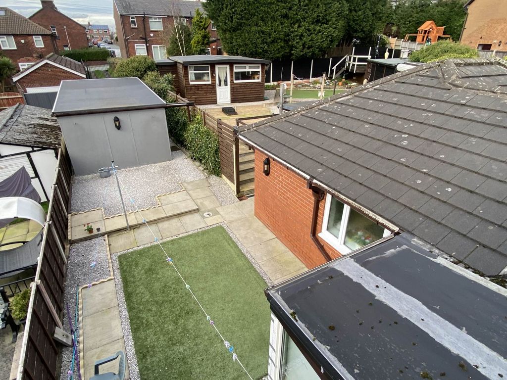 Property photo 2 of 30