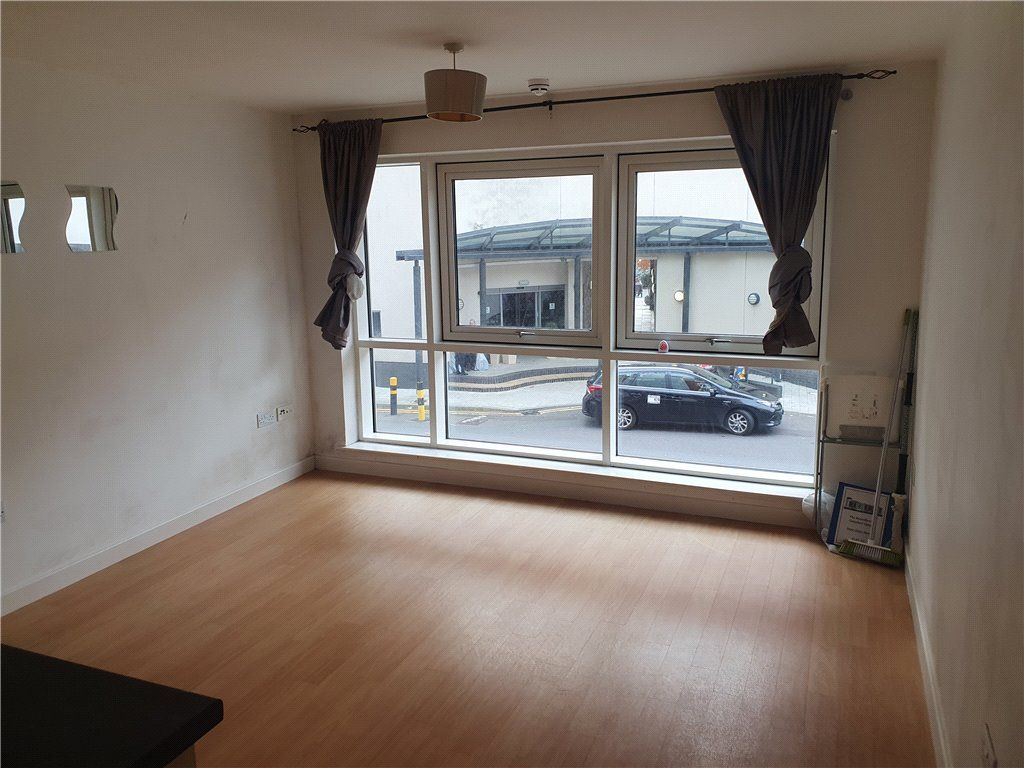 Property photo 3 of 6 Picture No. 04
