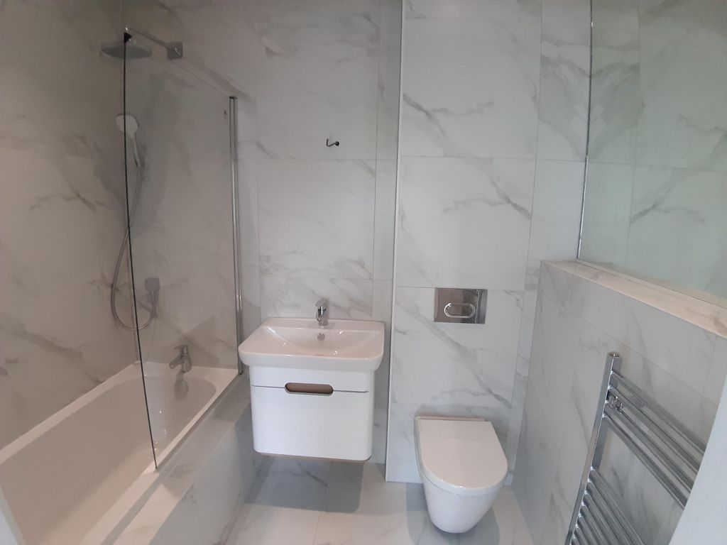 Property photo 3 of 10 Image