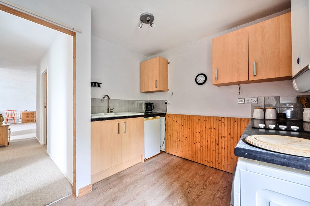 Property photo 2 of 10 5351165