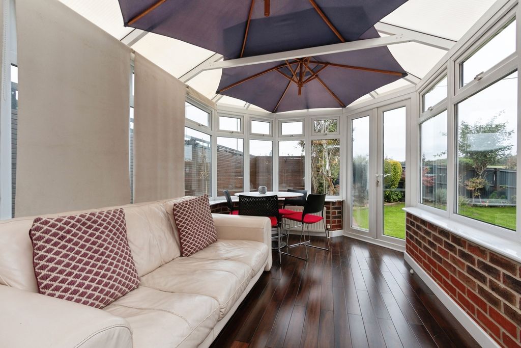 Property photo 3 of 17 Photo