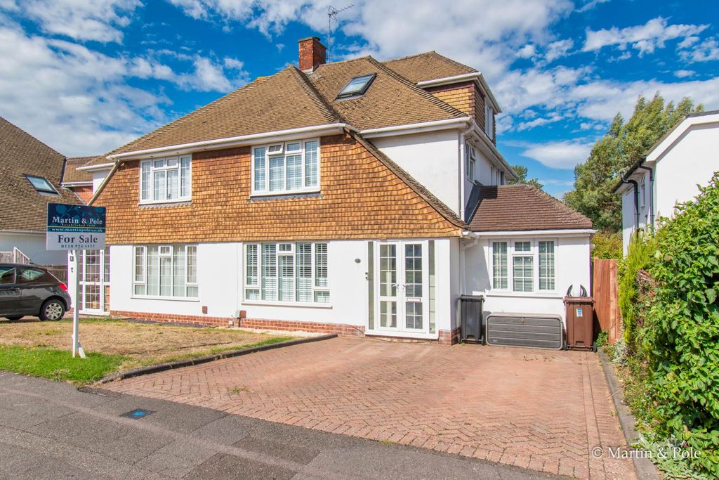 Property photo 1 of 18
