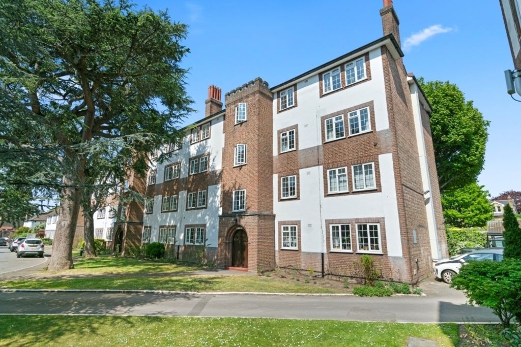 Property photo 1 of 8