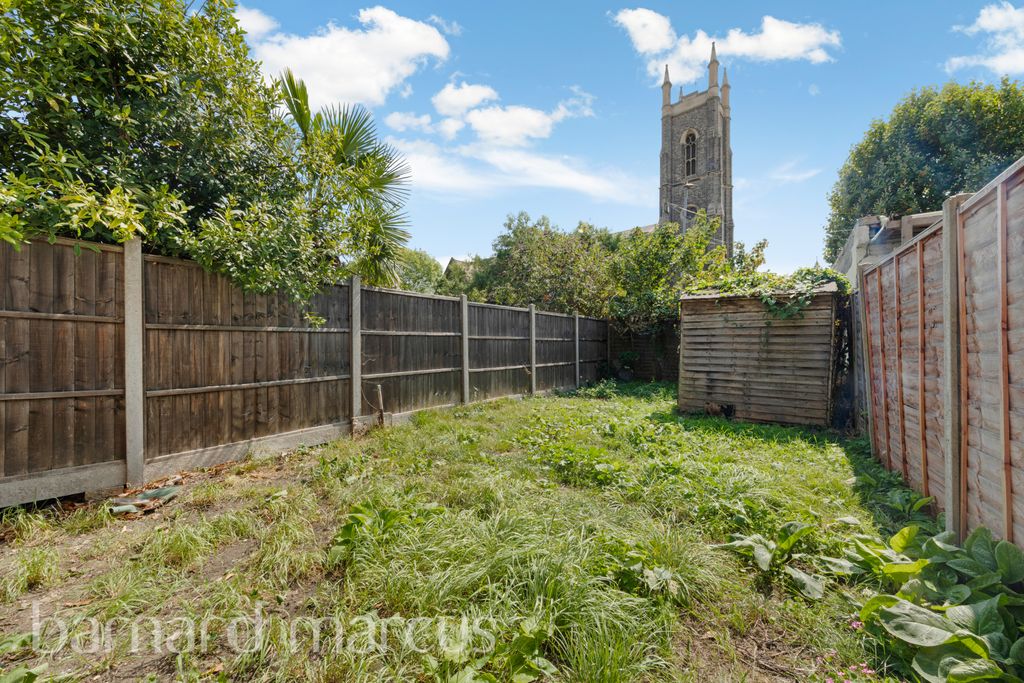 Property photo 2 of 6 Image
