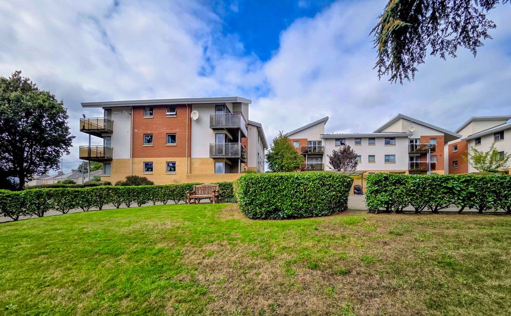 Property photo 1 of 14