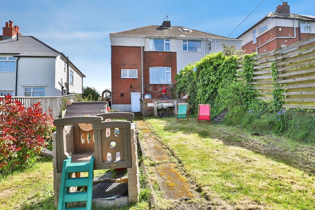 Property photo 2 of 18 Pbox-Img.Jpg