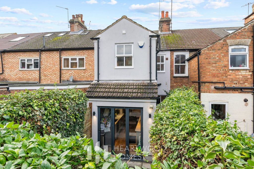 Property photo 3 of 16