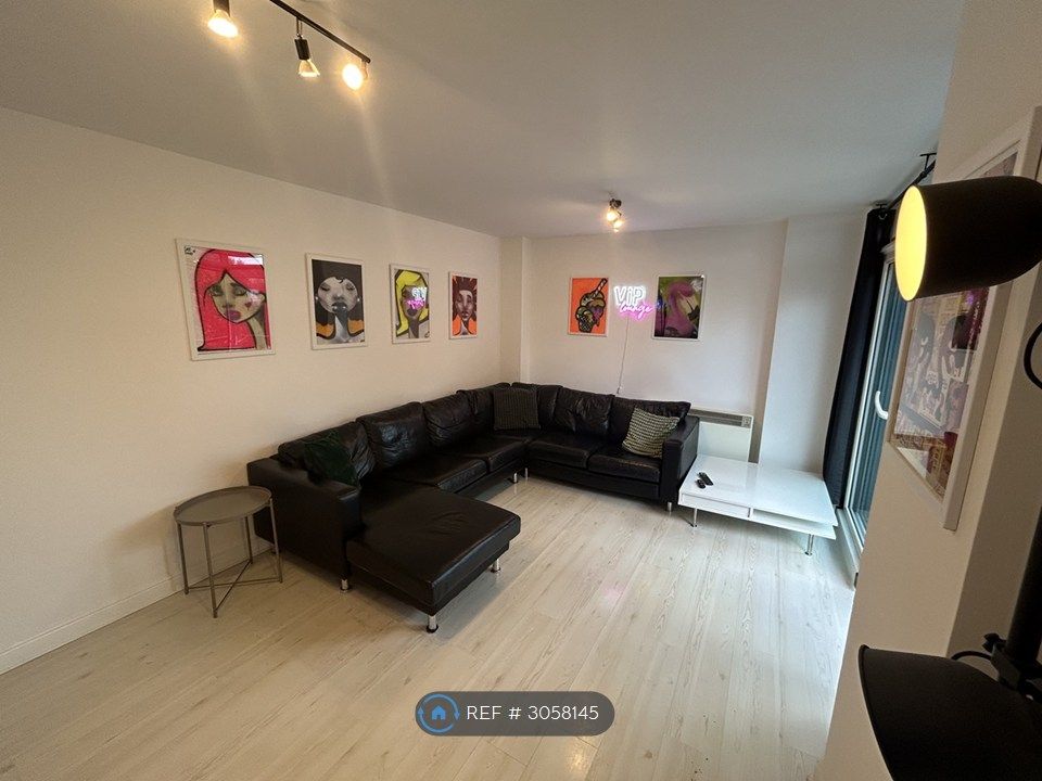 Property photo 2 of 27