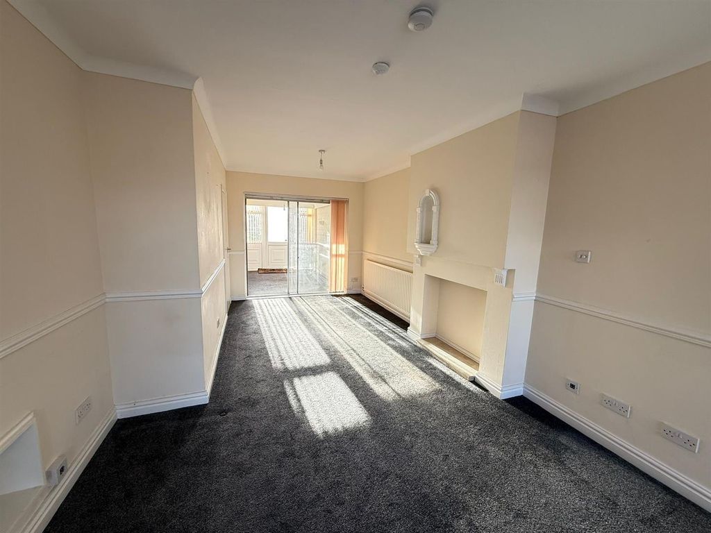 Property photo 3 of 16 3.Jpg